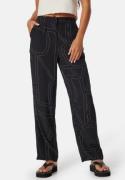 ONLY Onldea Palazzo Pants Black AOP:AOP S/32