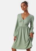 BUBBLEROOM Structure Button Short Dress Green L