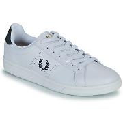 Kengät Fred Perry  B721 LEATHER  40