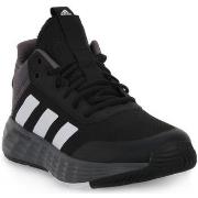 Tennarit adidas  OWNTHEGAME 2  40