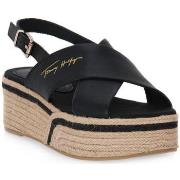 Sandaalit Tommy Hilfiger  BDS ELEVATED  40