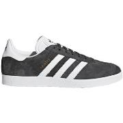 Kengät adidas  Gazelle BB5480  44