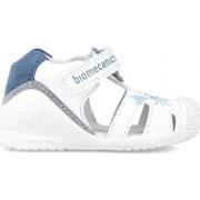 Poikien sandaalit Biomecanics  Kids Sandals 242123-A - White  19