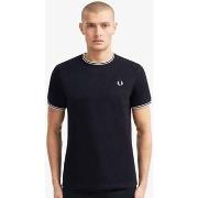 Lyhythihainen t-paita Fred Perry  M1588  EU S