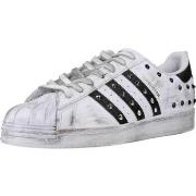 Tennarit adidas  UNISLIM  44