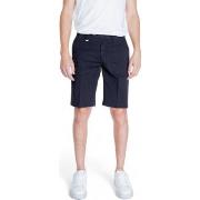 Shortsit & Bermuda-shortsit Antony Morato  BRYAN MMSH00141-FA800185  I...