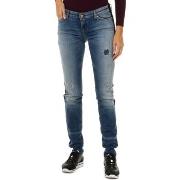 Housut Armani jeans  6Y5J06-5D2ZZ-1500  US 24