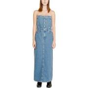 Pitkä mekko Calvin Klein Jeans  STRAPLESS MAXI J20J223742  EU S