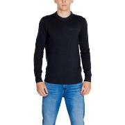 Neulepusero Calvin Klein Jeans  INSTITUTIONAL J30J325670  EU S