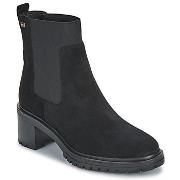 Kengät Tommy Hilfiger  FLAG MID HEEL SUEDE CHELSEA  37