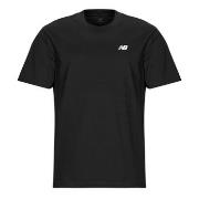 Lyhythihainen t-paita New Balance  SMALL LOGO JERSEY TEE  EU S