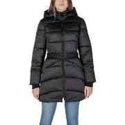 Toppatakki Guess  SELINE LOGO MIDI PUFFER W4BL58 WGL72  EU XXL