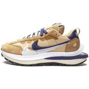 Tennarit Nike  Vaporwaffle Sacai Tan Navy  41