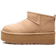 Tennarit UGG  Classic Ultra Mini Platform Boot Sand  36