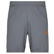 Shortsit & Bermuda-shortsit adidas  -  EU S