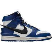 Tennarit Nike  Dunk High  41