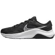 Tennarit Nike  Legend Essential 3  38