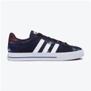 Tennarit adidas  GY2252  46