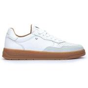 Tennarit Martinelli  Newhaven  40