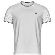 Lyhythihainen t-paita Fred Perry  TWIN TIPPED T-SHIRT  EU XXL