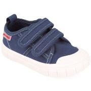 Kengät Garvalin  SNEAKERS  252381  28