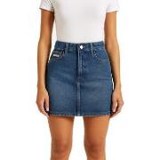 Lyhyt hame Guess  W5GD0Q D5M44  FR 32