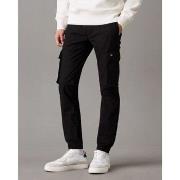 Housut Calvin Klein Jeans  J30J327614  FR 34
