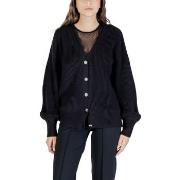 Neuleet / Villatakit Guess  LS VN JAMIE CARDI SWTR W5YR06 Z3OO0  EU S