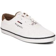 Kengät Bugatti  321AFH012000WH  44