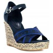Kangassandaalit Tommy Hilfiger  METALLIC HIGH WEDGE SANDAL  41