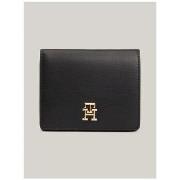 Lompakot Tommy Hilfiger  Spring Chic Med Bifold  Yksi Koko