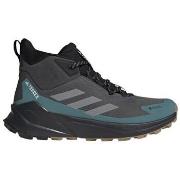 Kengät adidas  JQ9948  42