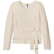 Svetari Villalobos  17A8156  8 vuotta