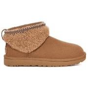 Talvisaappaat UGG  Classic Ultra Mini Maxi Curly  36