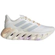 Kengät adidas  JI1461  40