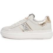 Tennarit NeroGiardini  Velvet Osso 0100 T.Glitter Gr.910/625 T.Brill P...