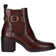 Kengät Chika 10  NIHAL 01  38