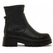 Kengät MTNG  NILKKASAAPPAAT  54579  36