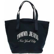 Toalettilaukku / Meikkipussi Tommy Hilfiger  AW0AW15953C1G  Yksi Koko