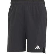 Shortsit & Bermuda-shortsit adidas  IK97237  EU XXL
