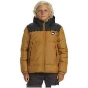 Toppatakki Quiksilver  EQBJK03299-CMT0  10 vuotta