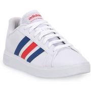 Tennarit adidas  GRAND COURT BASE 2  40