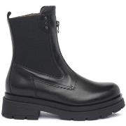 Kengät NeroGiardini  514780100  36