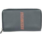 Salkut Bikkembergs  E2CPME3G3073  Yksi Koko