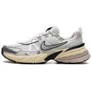 Kengät Nike  V2K Run Summit White Metallic Silver  44 1/2
