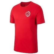 Lyhythihainen t-paita Nike  Heritage Graphics 3  EU M