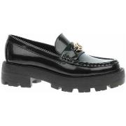 Kengät Guess  FLTYNKELE14BLACK  37