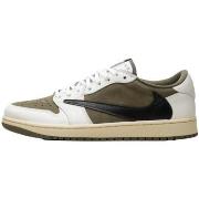 Kengät Nike  1 Retro Low OG SP Travis Scott Medium Olive  42