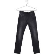 Farkut Kaporal  104362  10 vuotta