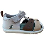 Tyttöjen sandaalit Titanitos  B 500 EVO Sandalia respetuosa Beige  18